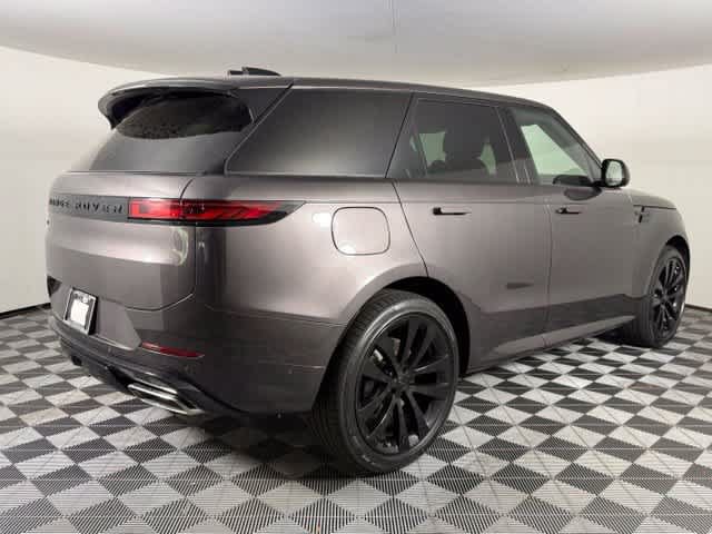 New 2026 Land Rover Range Rover Sport Dynamic SE AWD/4WD image 7