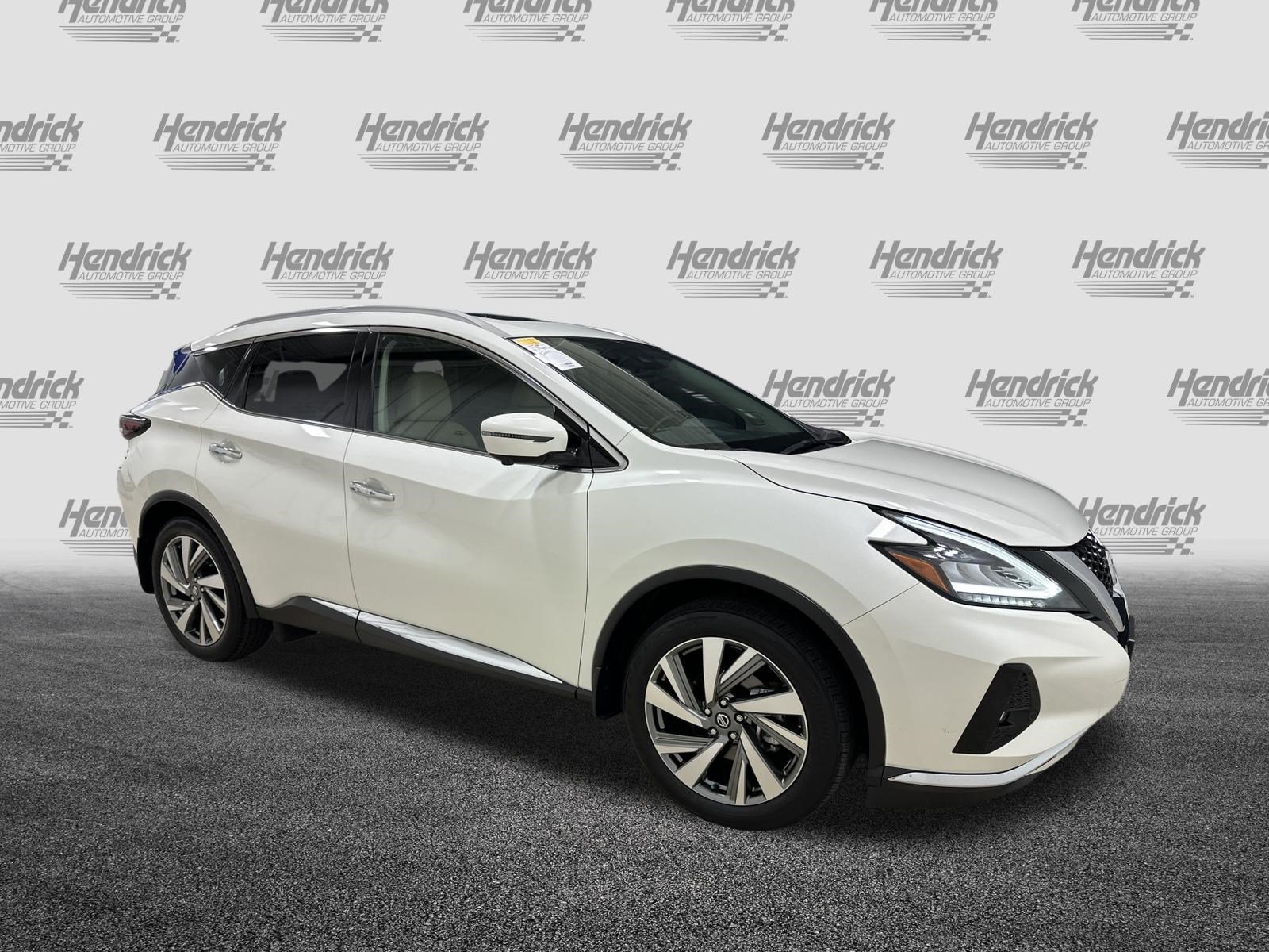 Used 2020 Nissan Murano SL w/ Moonroof Package AWD/4WD image 2