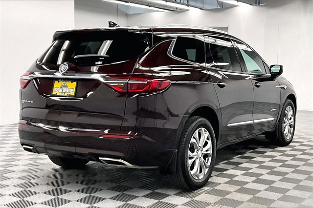 Used 2021 Buick Enclave Avenir image 11