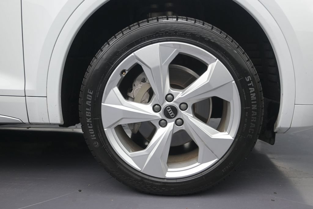 Used 2023 Audi Q5 2.0T Premium Plus AWD/4WD image 9