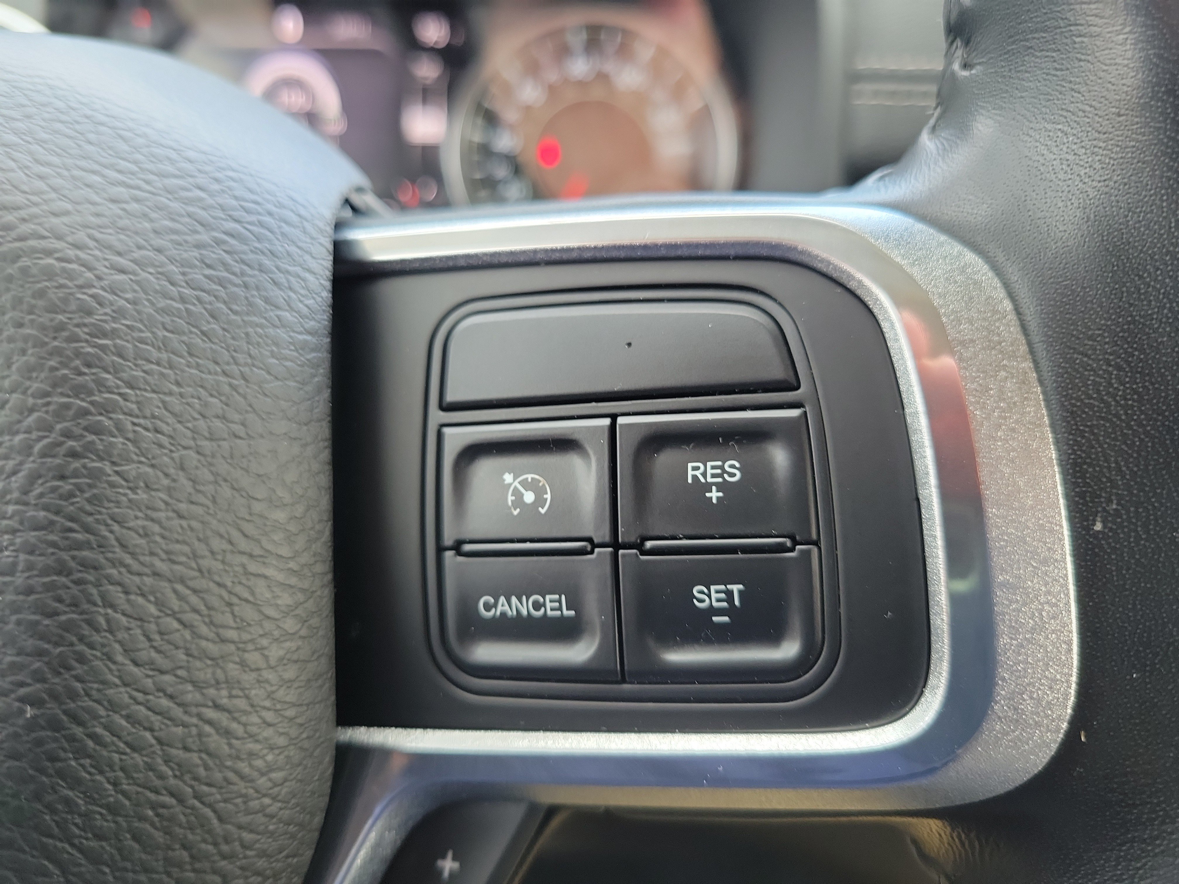 Used 2022 RAM 2500 Laramie AWD/4WD image 18