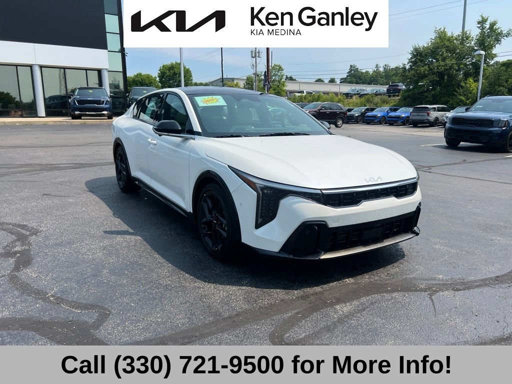 Certified 2025 Kia K4 GT-Line Turbo FWD image 6