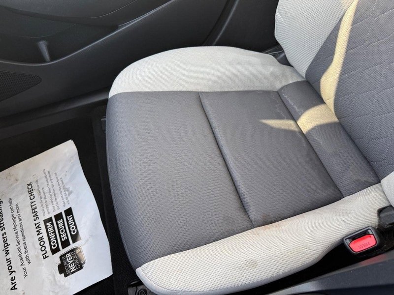 Used 2023 Toyota Corolla LE image 27