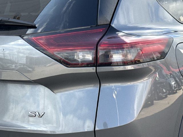 Used 2024 Nissan Rogue SV FWD image 6