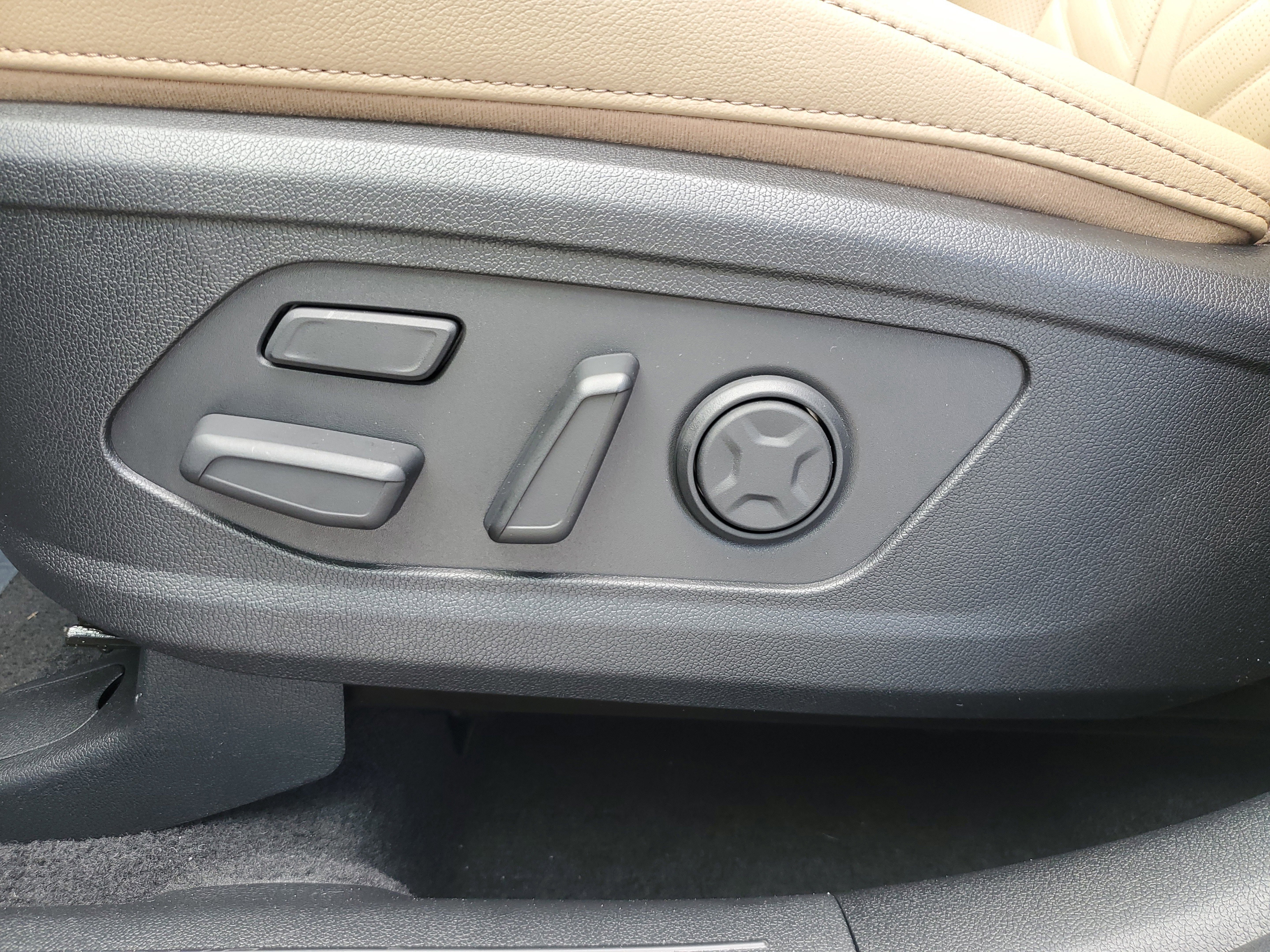 New 2025 Kia Sorento SX Prestige w/ Olive Brown Leather Package image 22