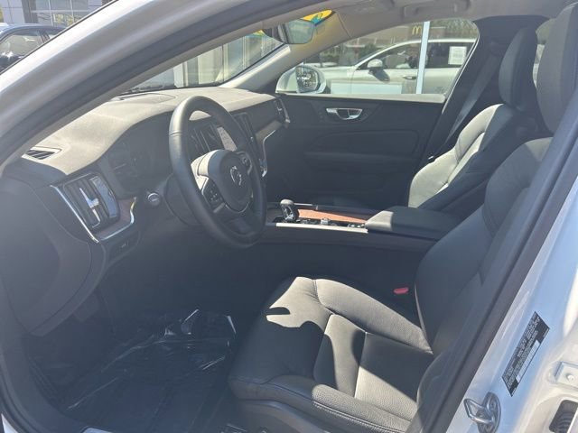 Certified 2025 Volvo V60 B5 Cross Country Plus AWD/4WD image 16