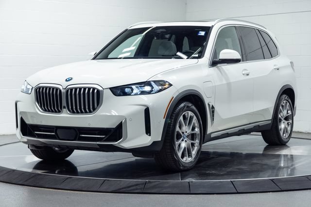 Used 2024 BMW X5 xDrive50e w/ Climate Comfort Package AWD/4WD image 6