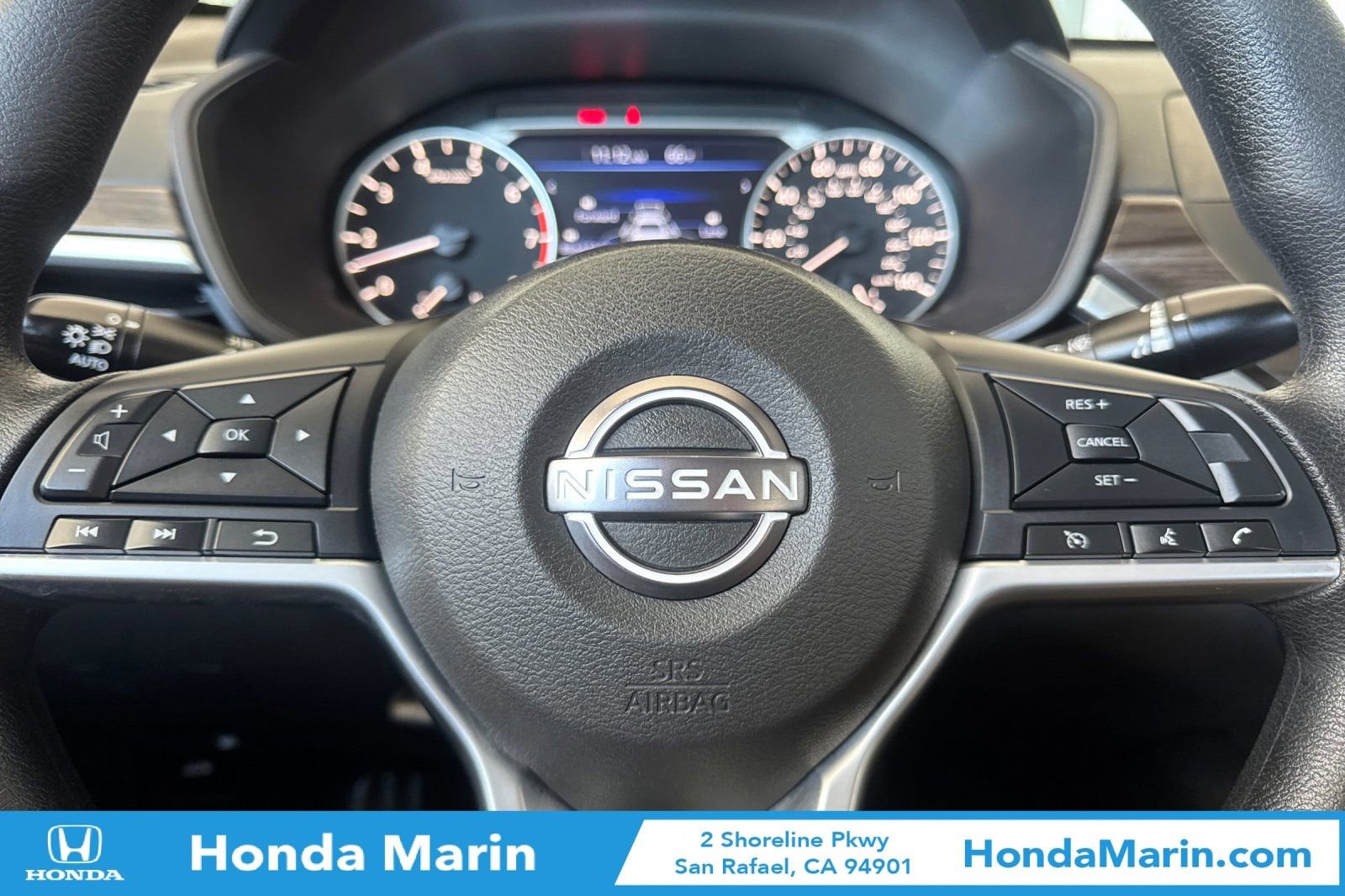 Used 2025 Nissan Altima 2.5 SV FWD image 27