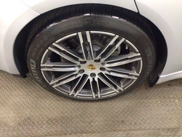 Used 2016 Porsche Panamera Edition RWD image 31