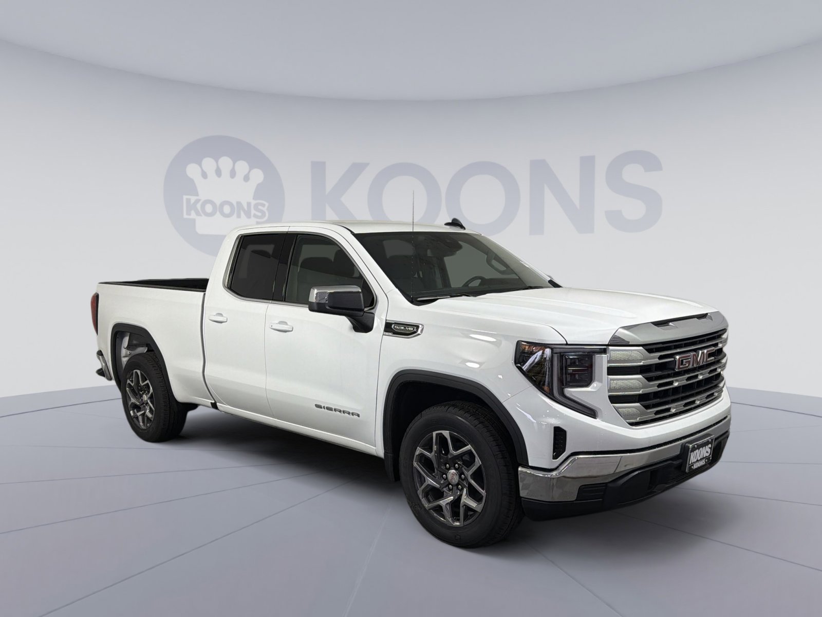 New 2026 GMC Sierra 1500 SLE image 10