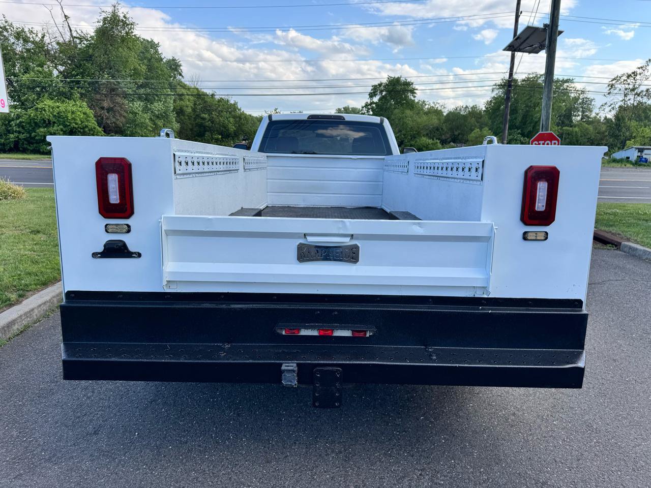 Used 2019 Ford F550 2WD Regular Cab Super Duty image 6