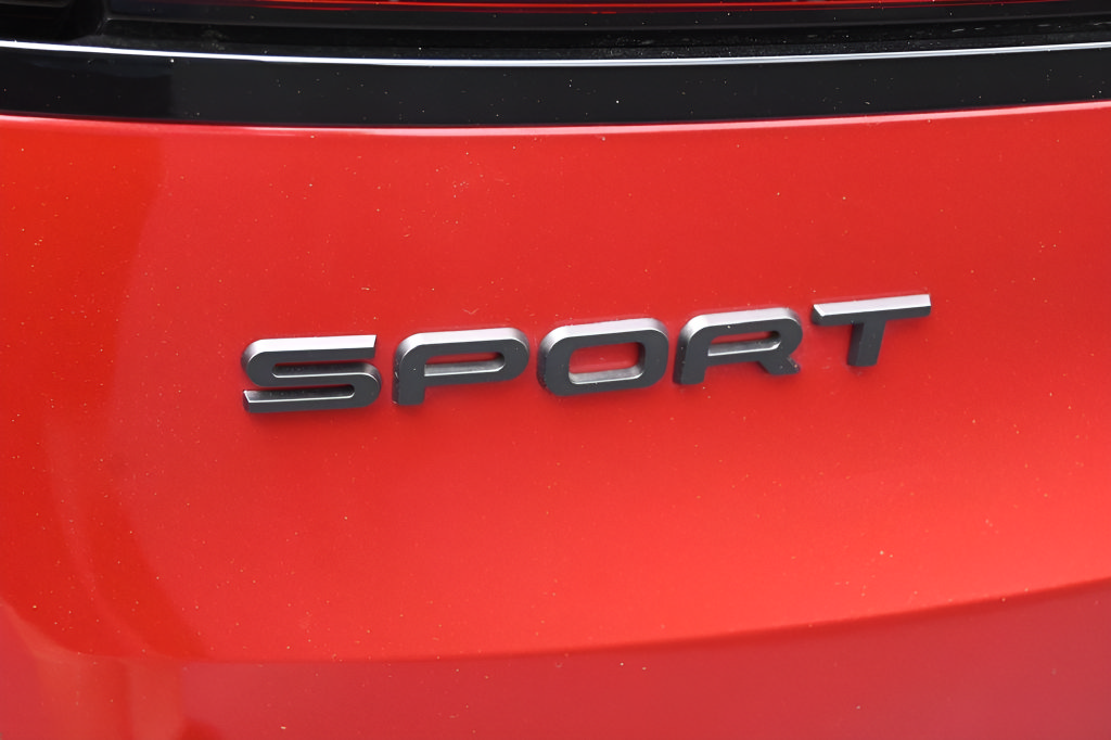 Used 2025 Land Rover Range Rover Sport Dynamic SE AWD/4WD image 8