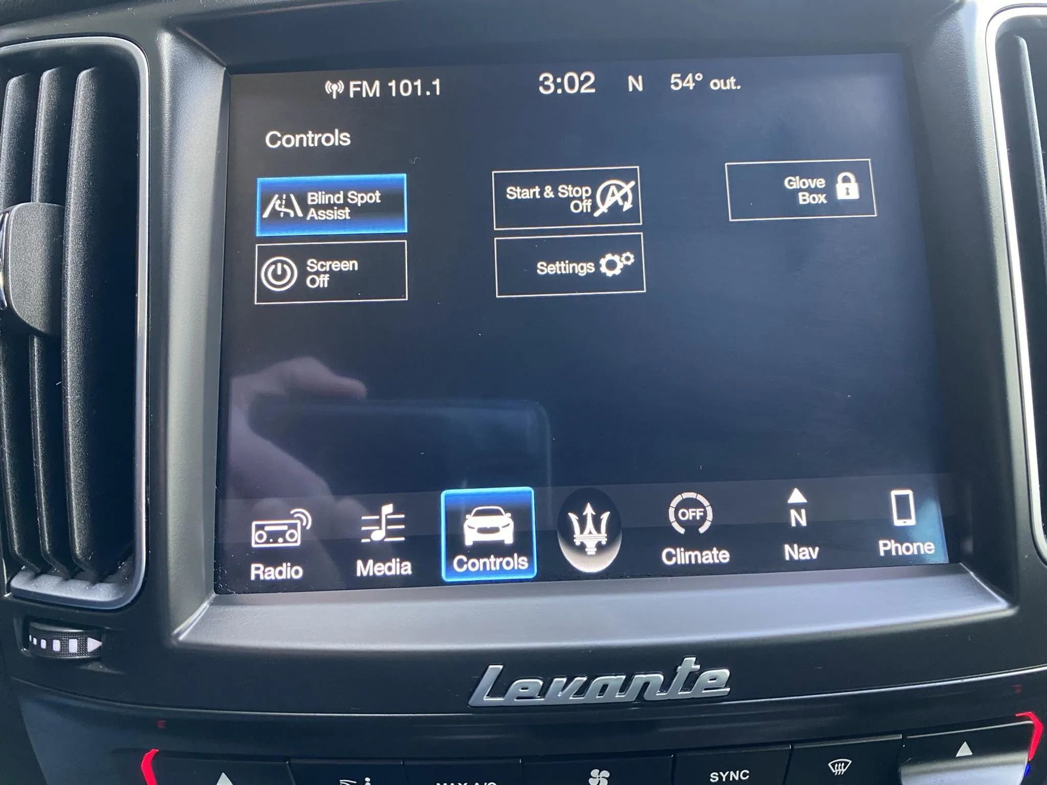 Used 2018 Maserati Levante image 26