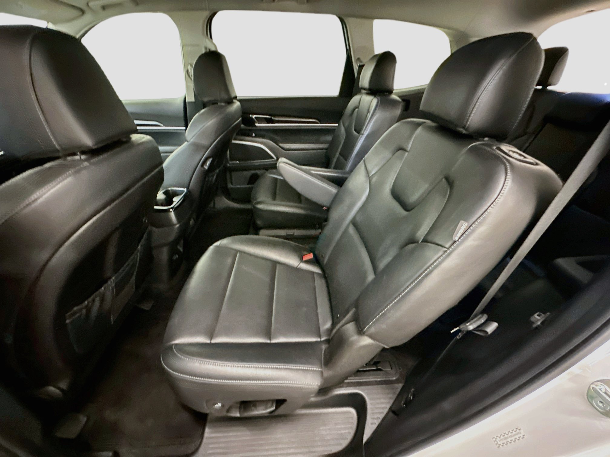 Used 2025 Kia Telluride S AWD/4WD image 29