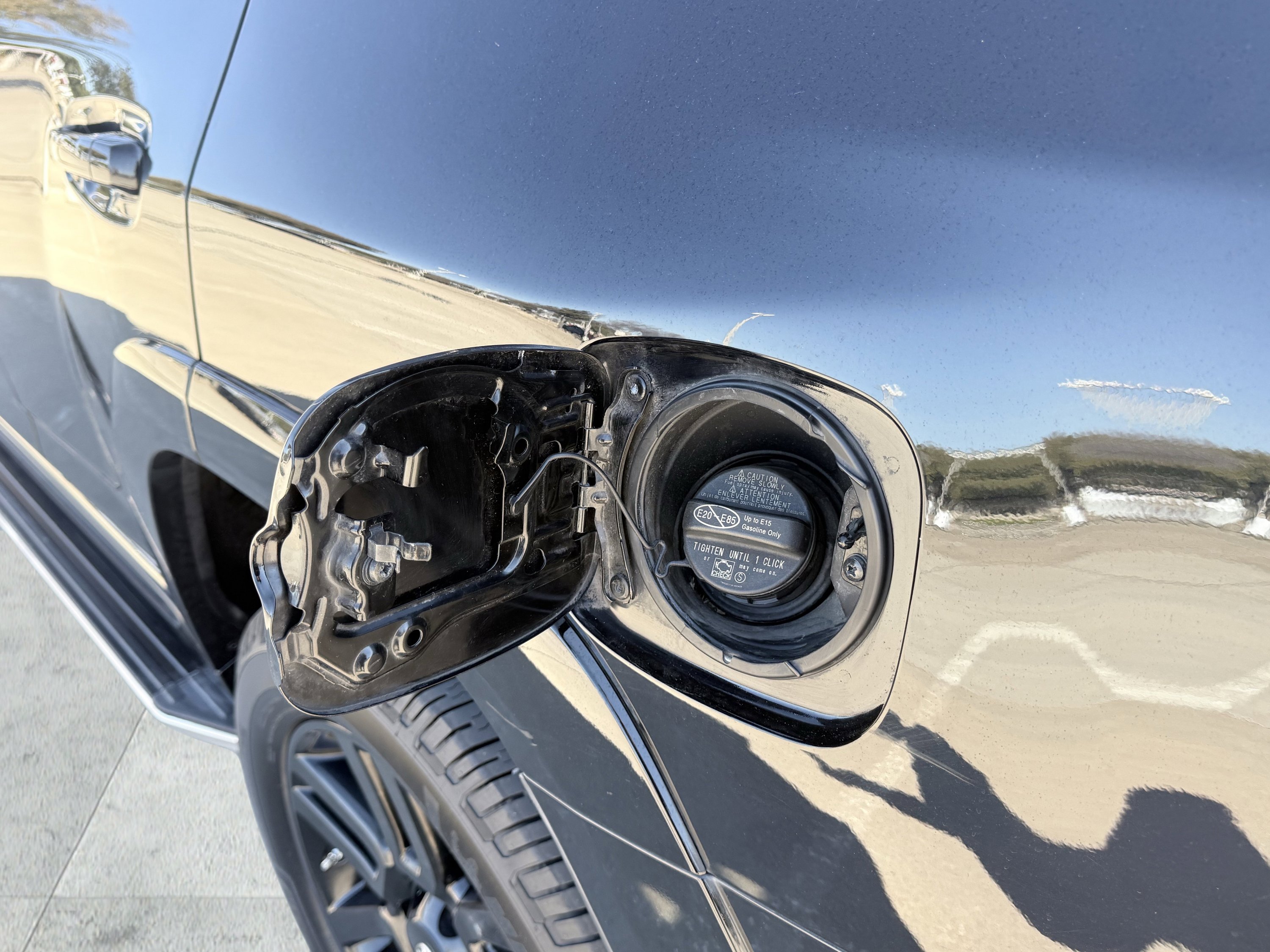 Used 2019 Toyota 4Runner Limited image 14