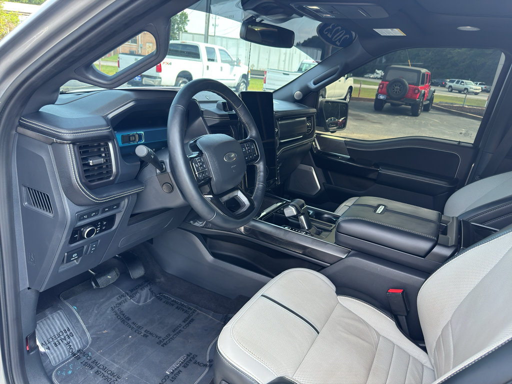 Used 2023 Ford F150 Lightning Platinum AWD/4WD image 11