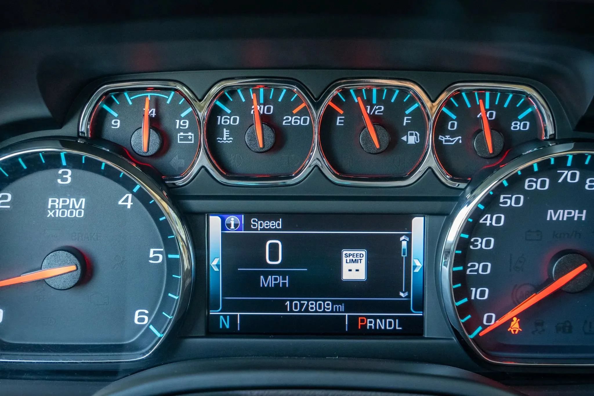 Used 2020 GMC Yukon SLT w/ Premium Edition AWD/4WD image 25