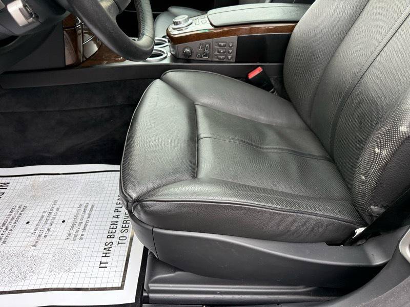 Used 2006 BMW 750i RWD image 32