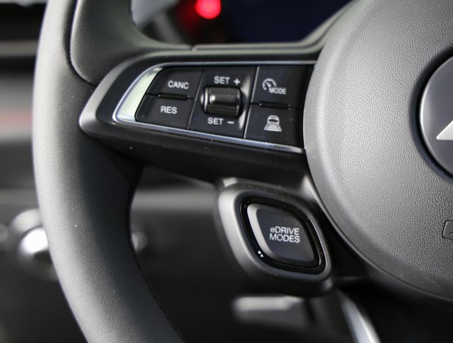 Used 2024 Dodge Hornet R/T w/ R/T Blacktop Package image 11