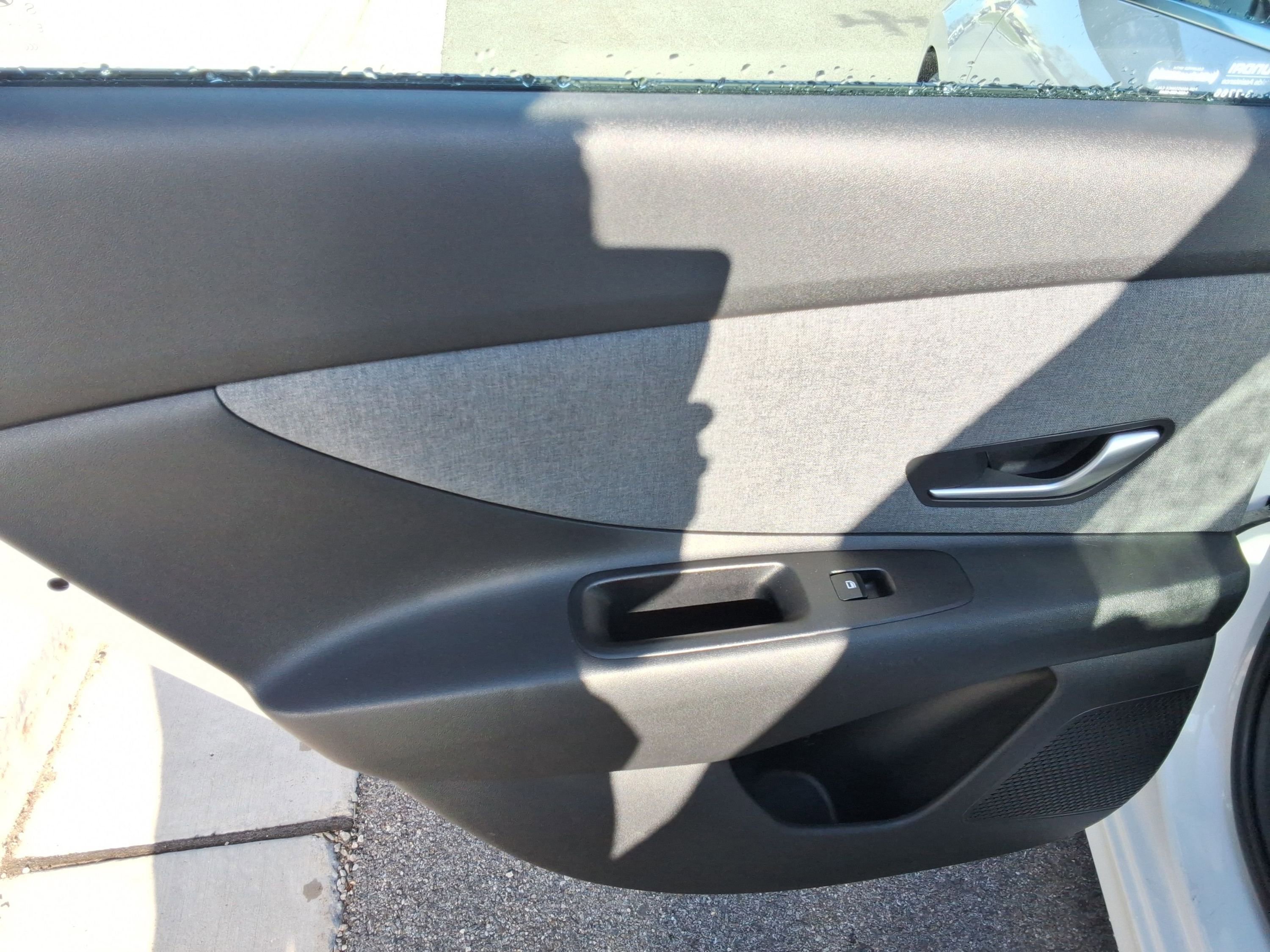 Used 2025 Hyundai Elantra Limited image 22