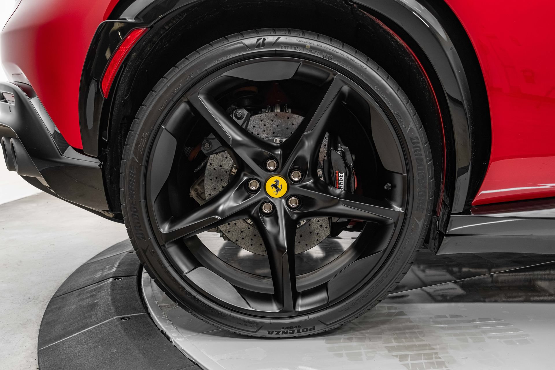Certified 2026 Ferrari Purosangue AWD/4WD image 16