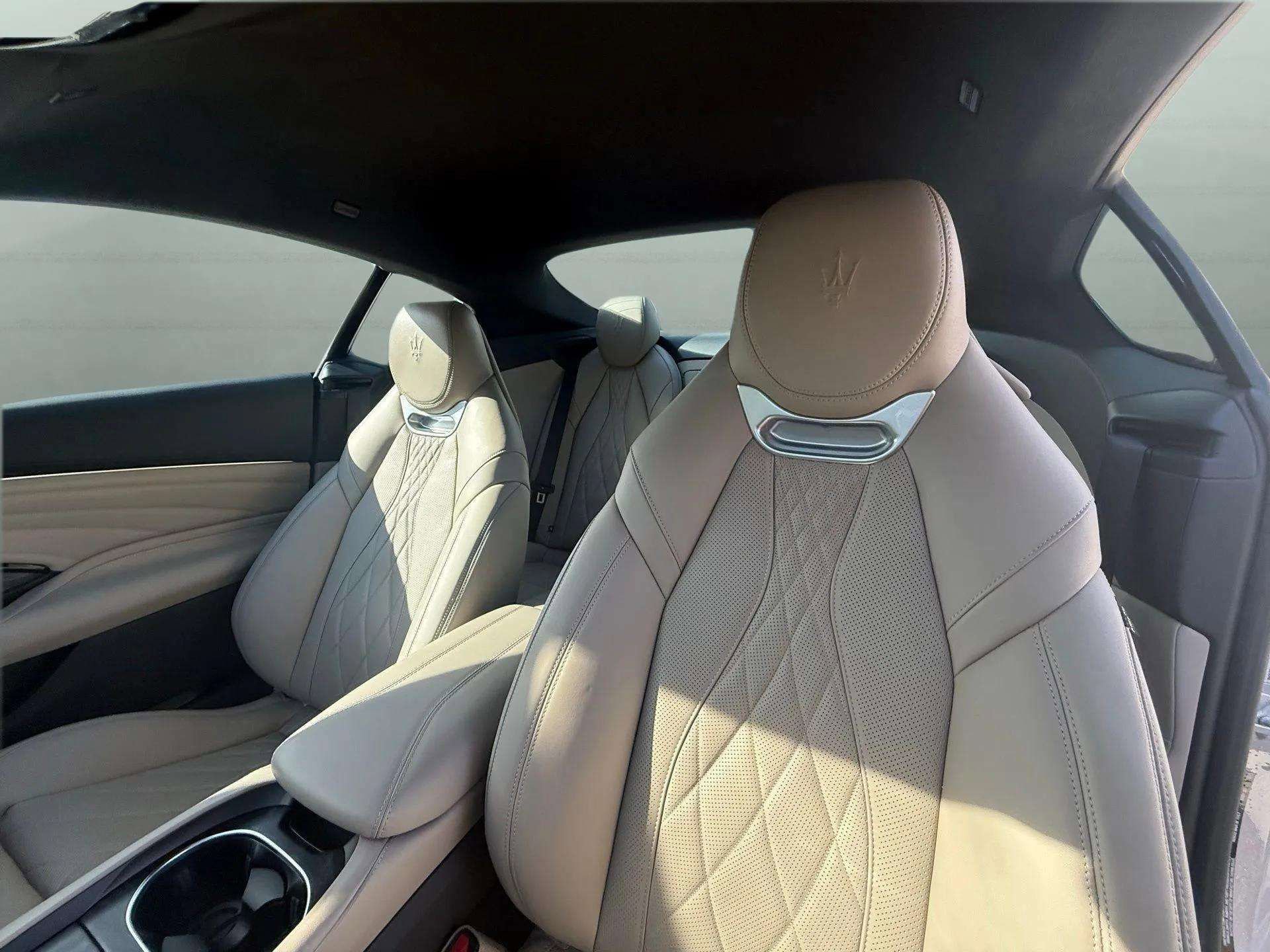 Certified 2025 Maserati GranTurismo Modena AWD/4WD image 21