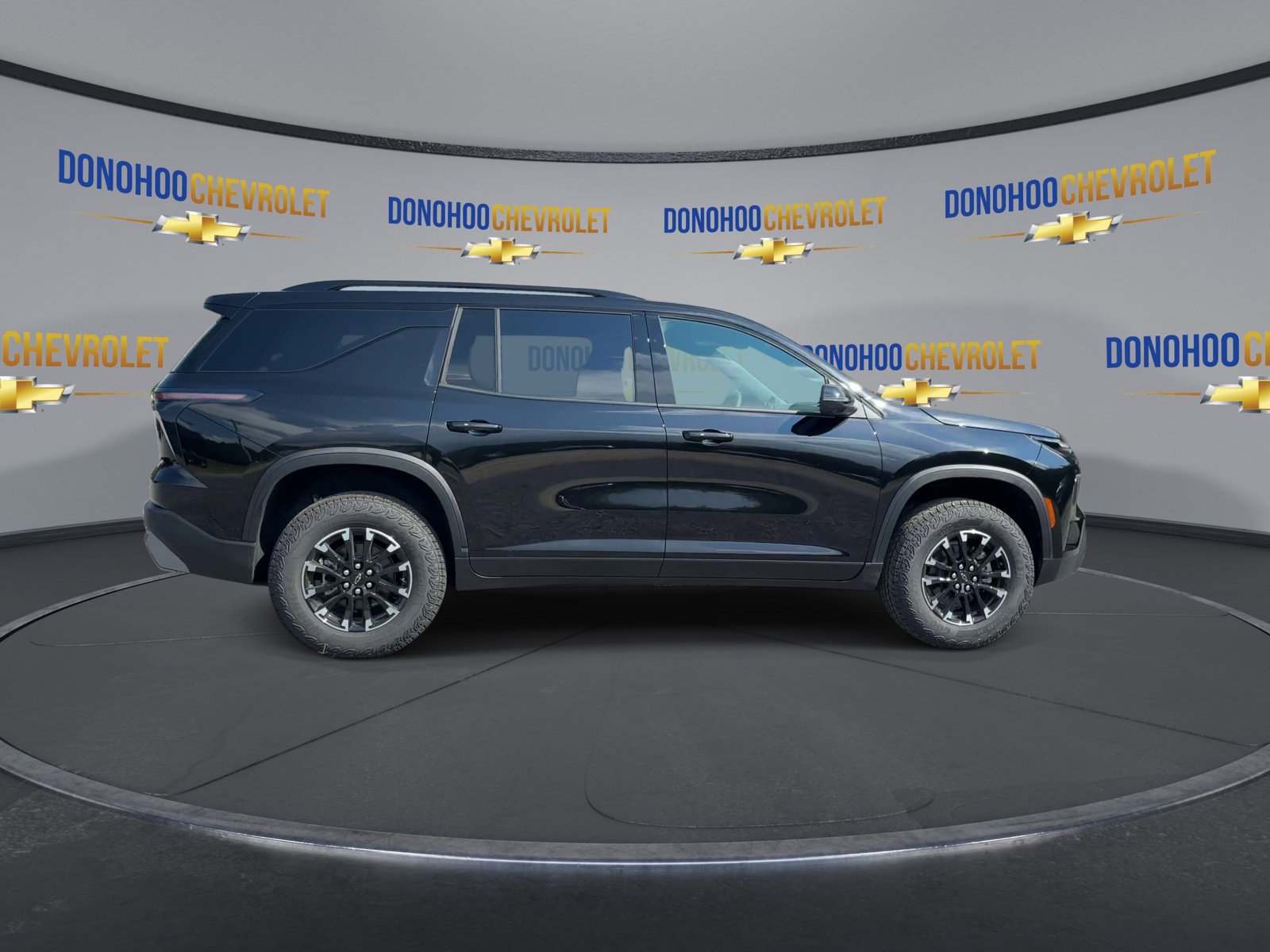 New 2026 Chevrolet Traverse Z71 w/ Driver Confidence Package image 12