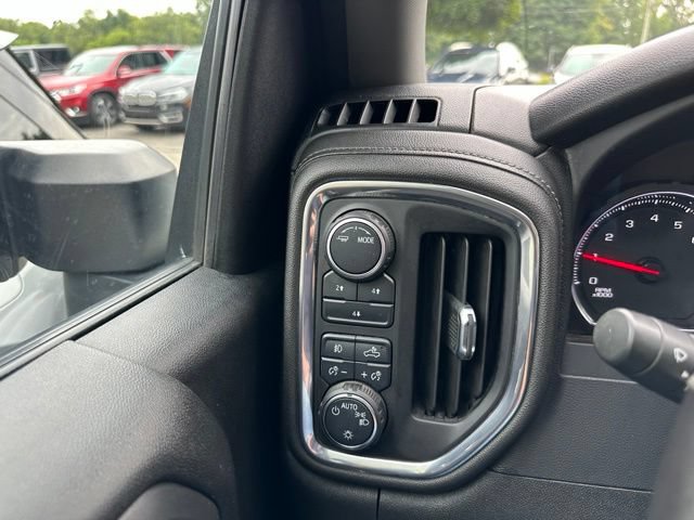 Used 2022 Chevrolet Silverado 3500 LT w/ Convenience Package AWD/4WD image 15