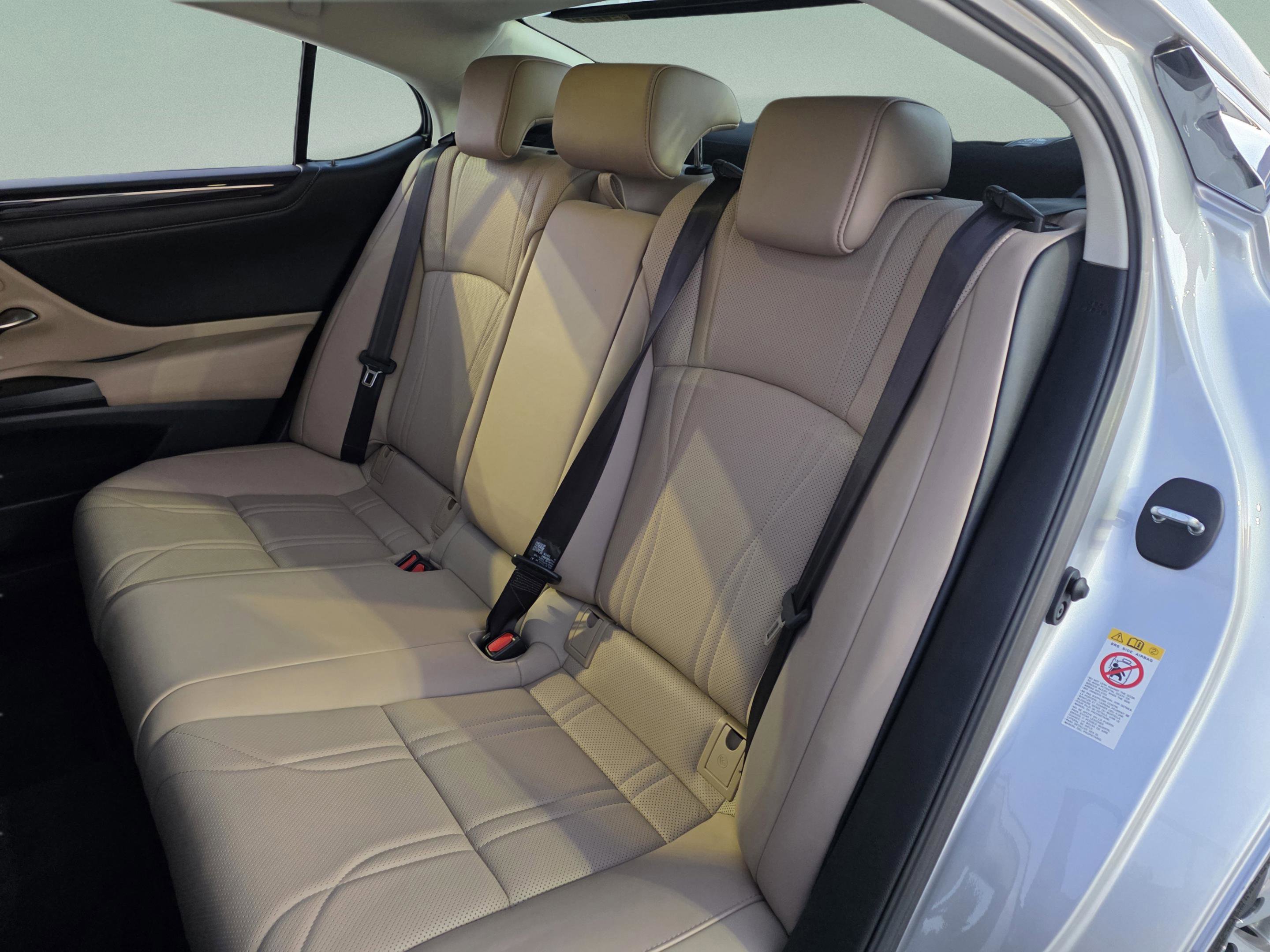 Used 2019 Lexus ES 350 image 24