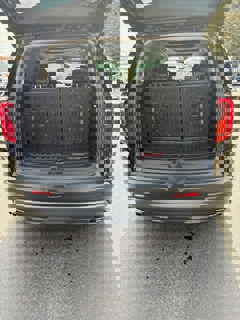 Used 2023 GMC Acadia AT4 w/ Preferred Package AWD/4WD image 6