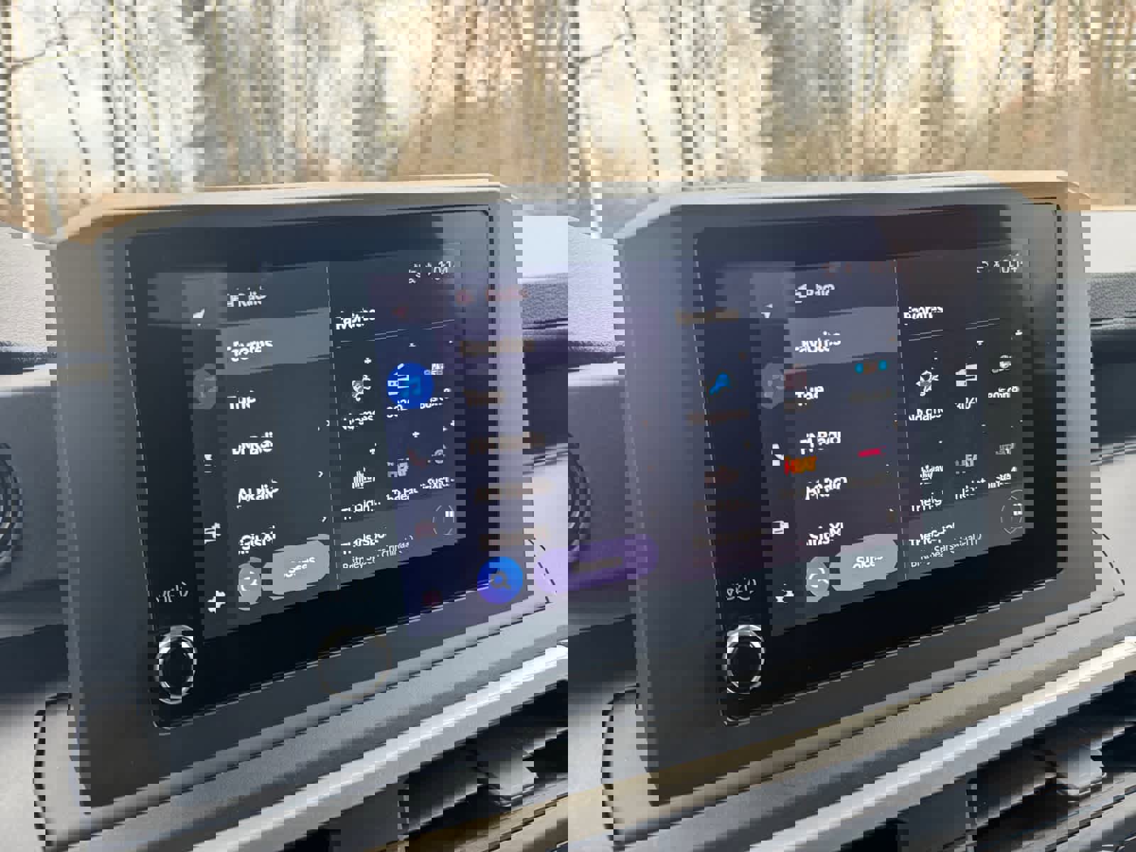 Used 2024 Toyota Tacoma SR image 4