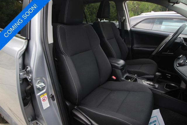 Used 2018 Toyota RAV4 XLE w/ Plus Extra Value Package FWD image 6