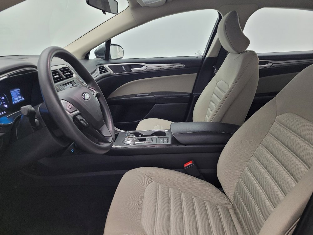 Used 2018 Ford Fusion S image 17