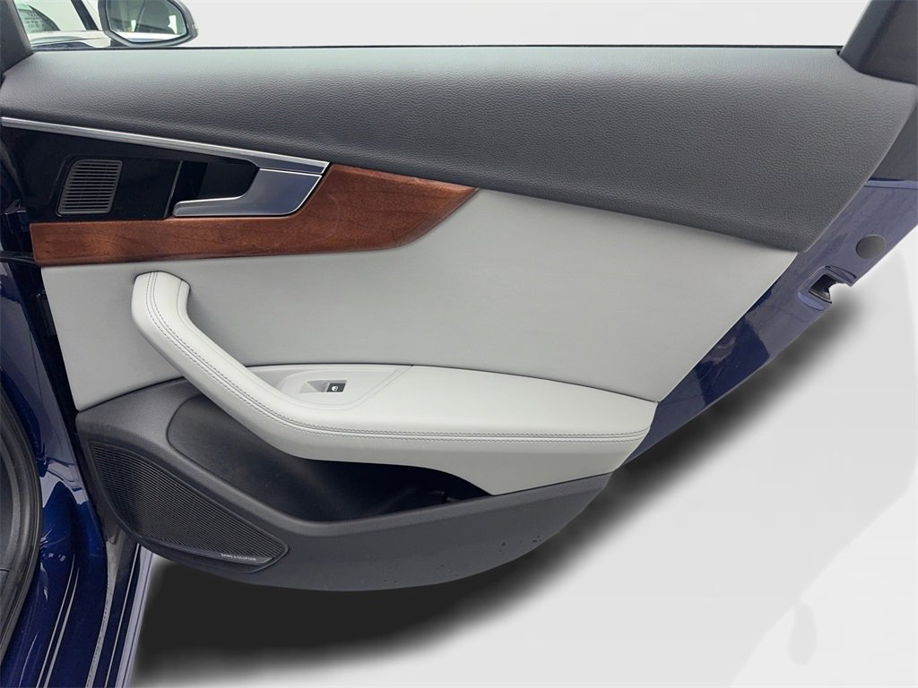 Used 2022 Audi A4 2.0T Premium Plus w/ Premium Plus Package image 43