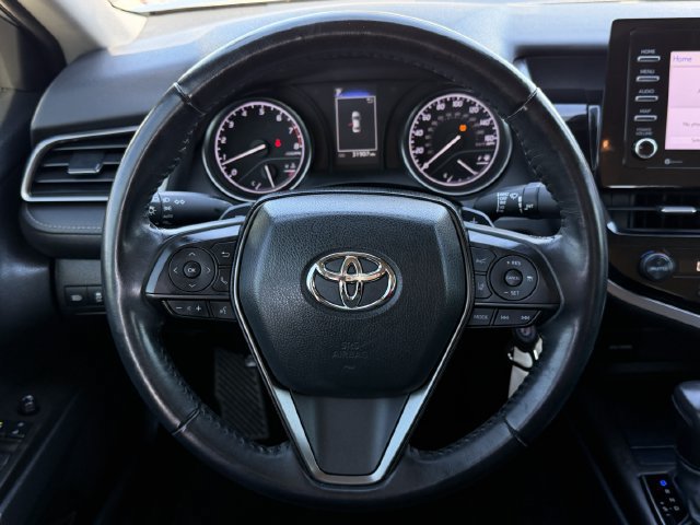 Used 2021 Toyota Camry SE FWD image 12