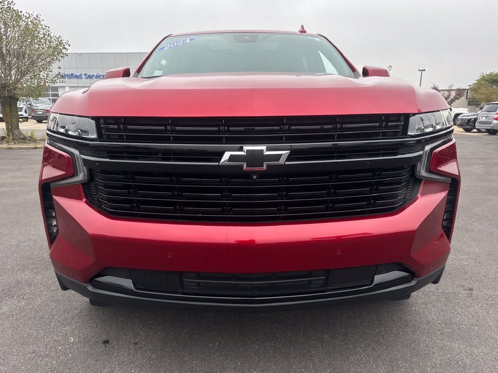 Used 2024 Chevrolet Suburban RST w/ Luxury Package AWD/4WD image 10