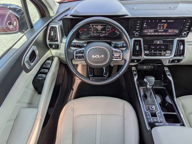 Used 2022 Kia Sorento SX AWD/4WD image 17