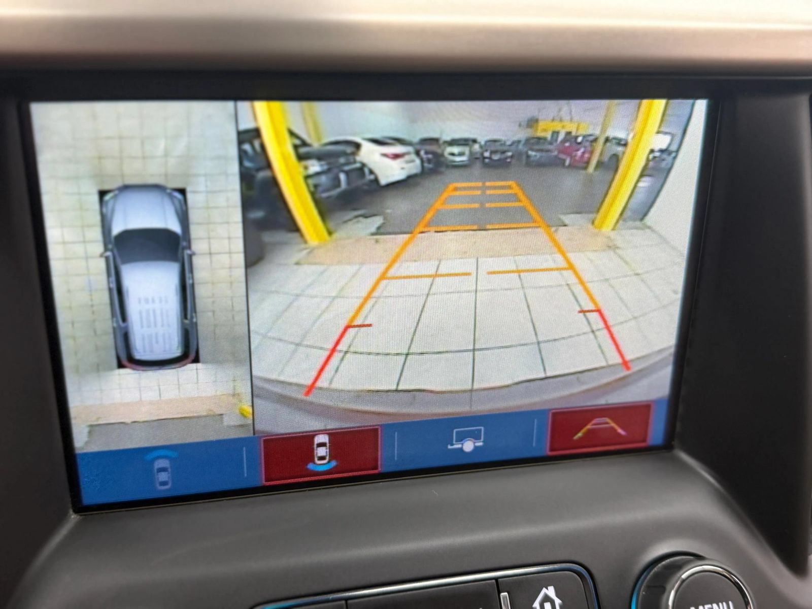 Used 2017 GMC Acadia Denali w/ Technology Package FWD image 31