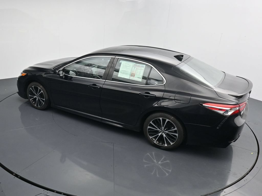 Used 2020 Toyota Camry SE w/ Audio Package FWD image 28
