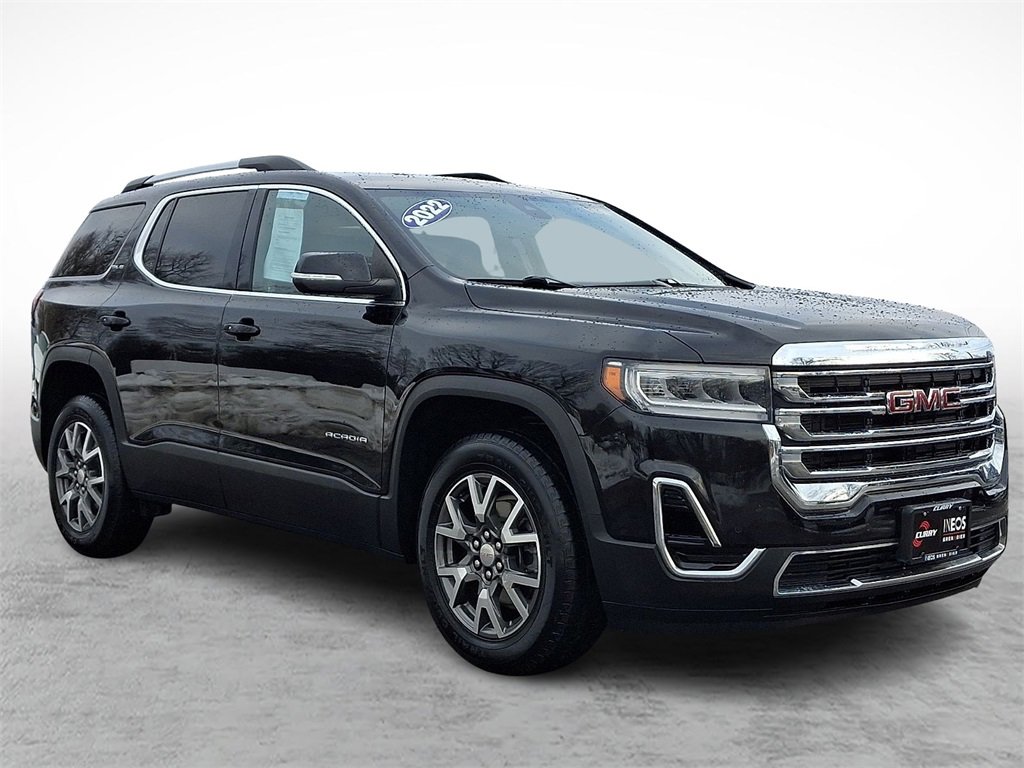 Used 2022 GMC Acadia SLE w/ Driver Convenience Package image 3