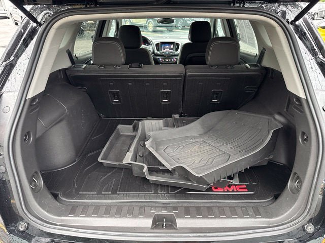 Used 2024 GMC Terrain SLE w/ Driver Convenience Package FWD image 20