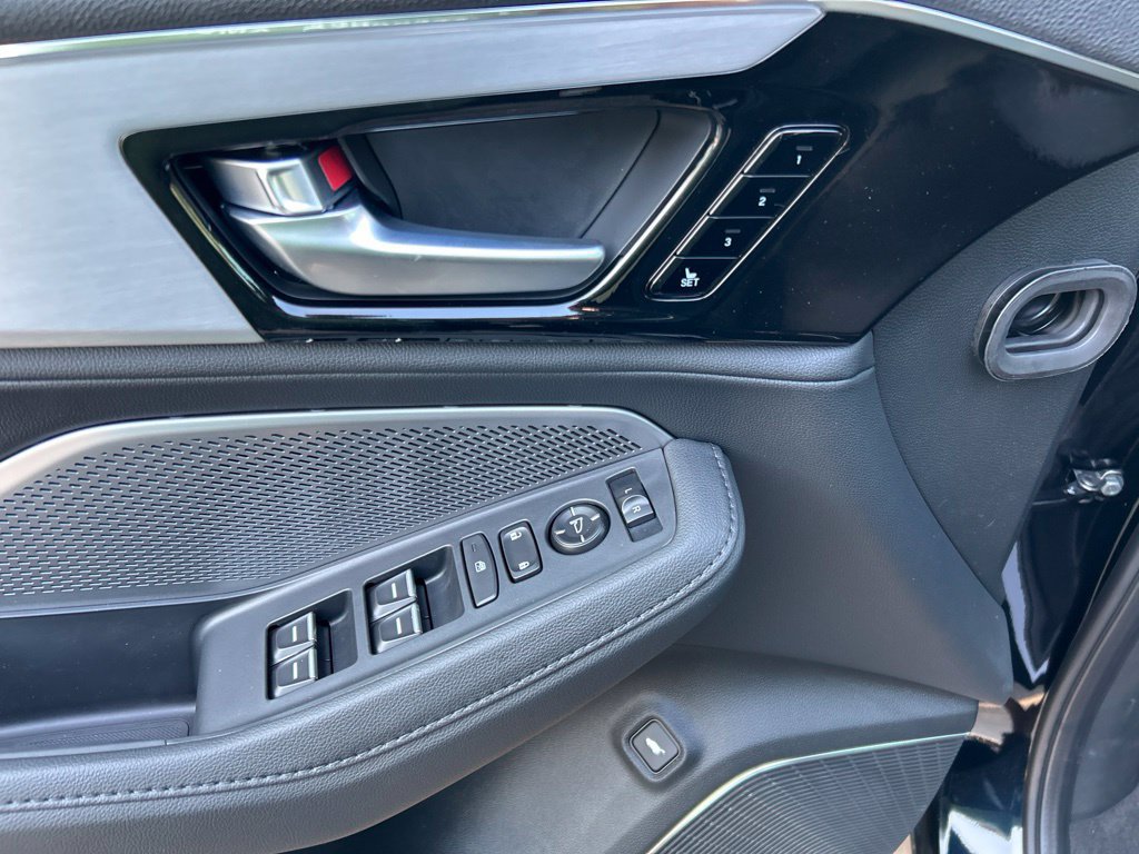 New 2026 Acura MDX SH-AWD image 16