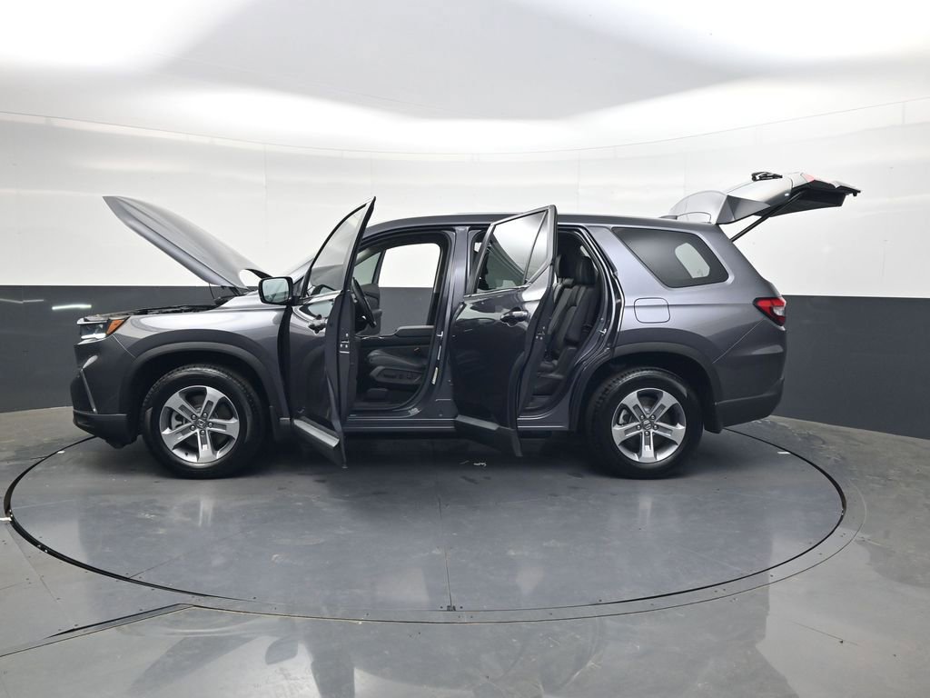 Used 2025 Honda Pilot EX-L image 35