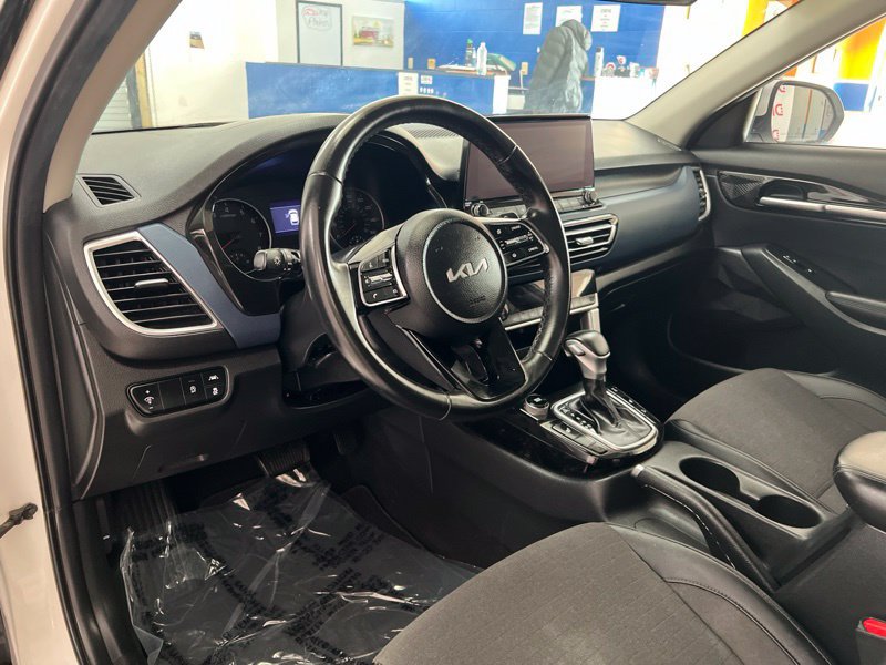 Used 2023 Kia Seltos Nightfall Edition AWD/4WD image 18