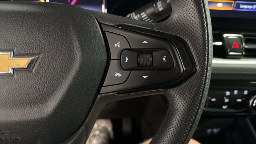 Used 2025 Chevrolet TrailBlazer LT FWD image 22