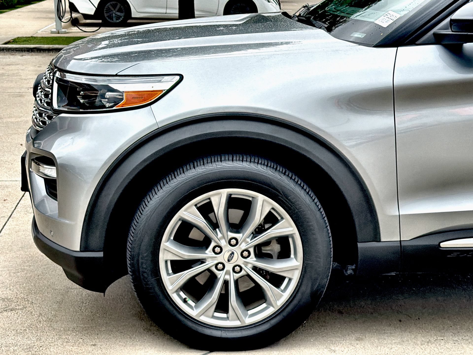 Used 2022 Ford Explorer Limited w/ Equipment Group 301A RWD image 10