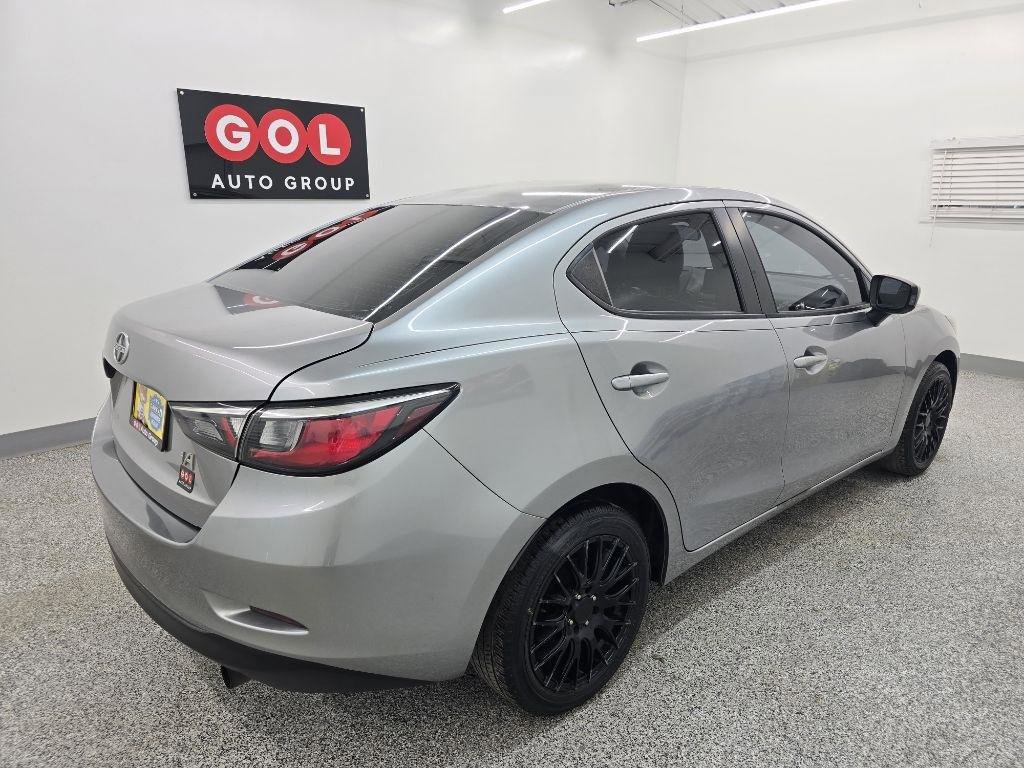 Used 2016 Scion iA FWD image 7