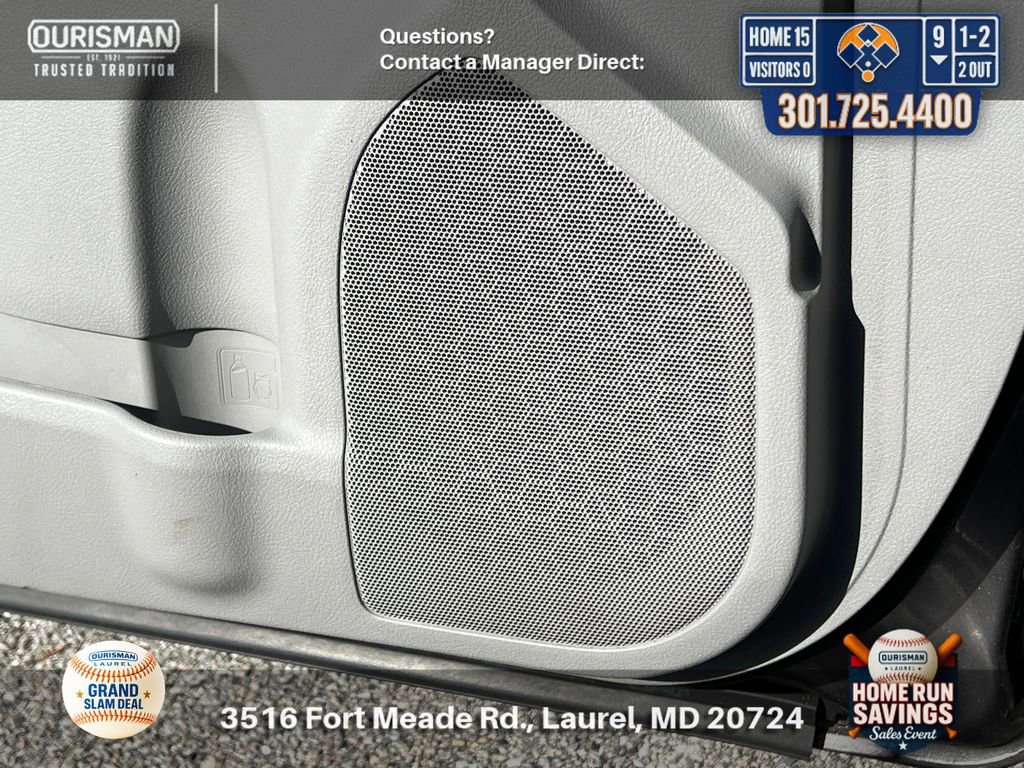 Used 2016 Toyota Camry LE FWD image 25