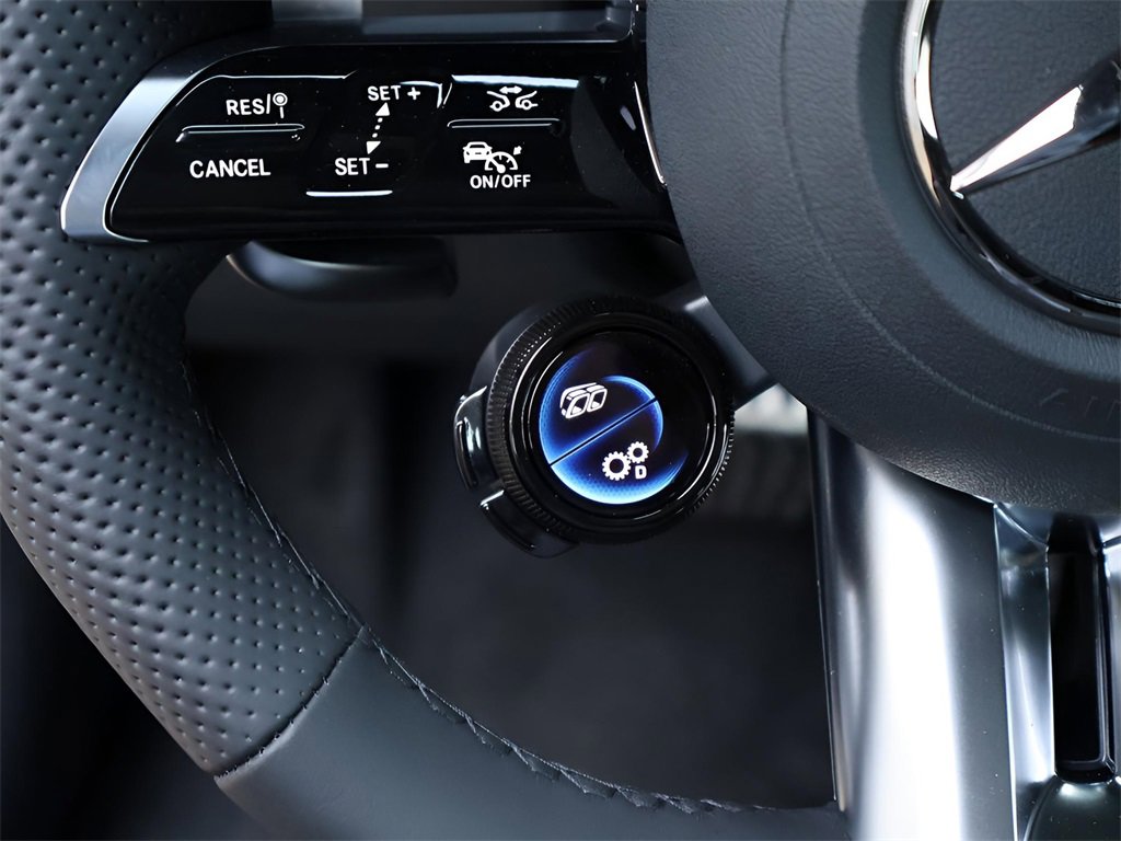 New 2026 Mercedes-Benz GLC 43 AMG 4MATIC Coupe image 33