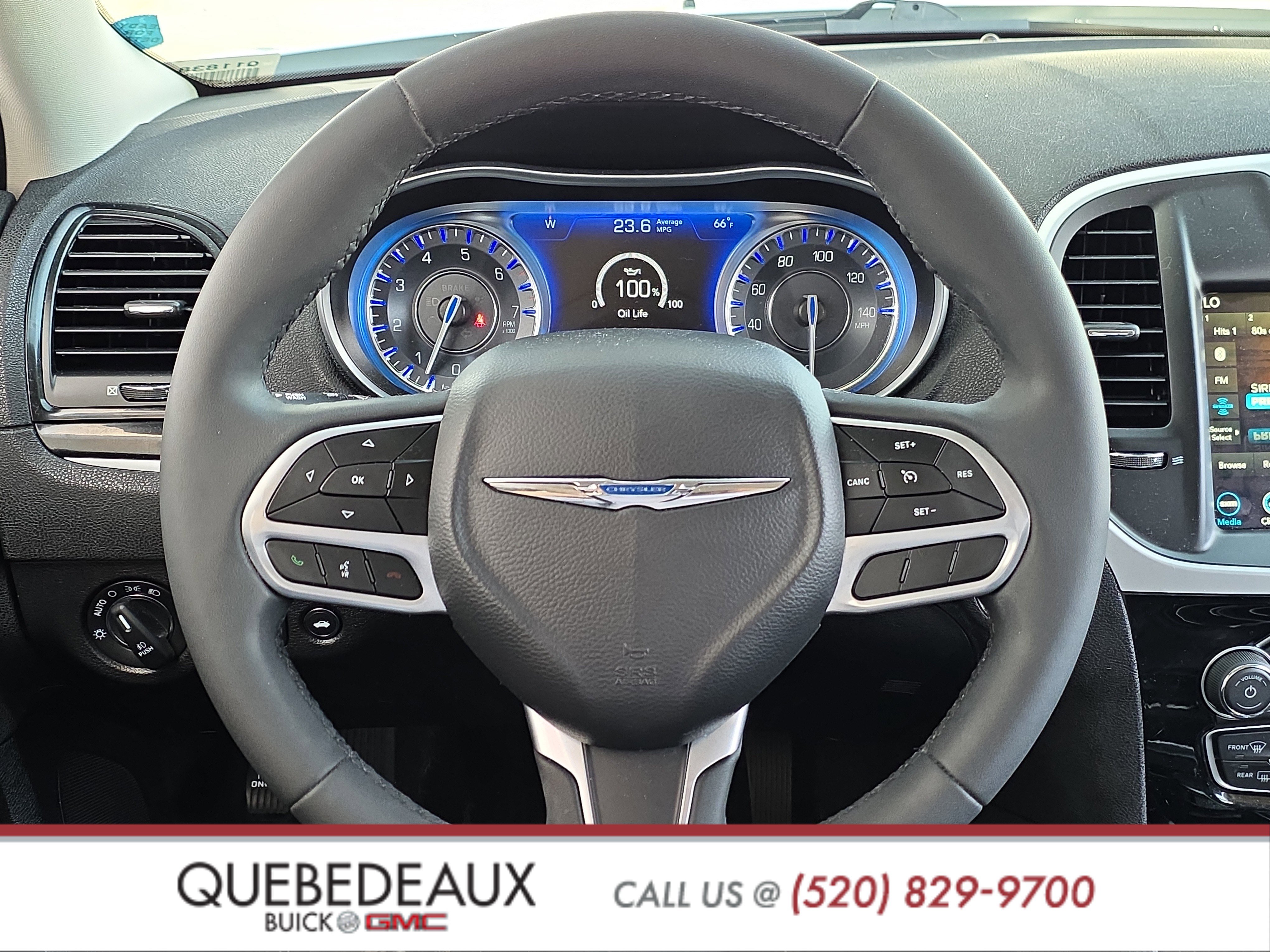 Used 2023 Chrysler 300 Touring L image 12